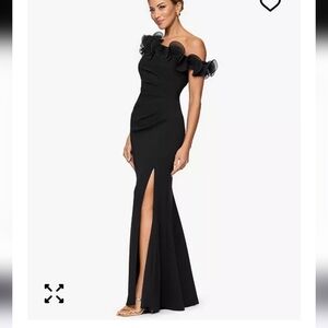 $249 XSCAPE Women's Off-The-Shoulder Long Dress Sz 10 Black NWT Old Money